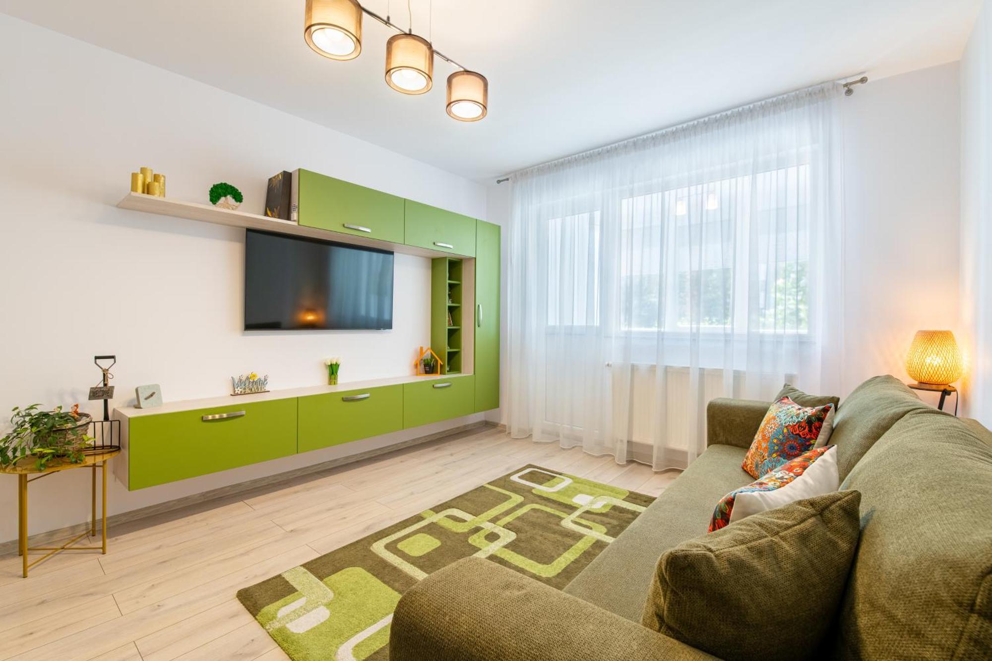 Springhome - Cozy Apartment With Balcony & Parking Braşov Eksteriør billede